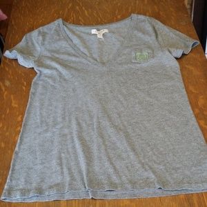 Hollister tshirt large